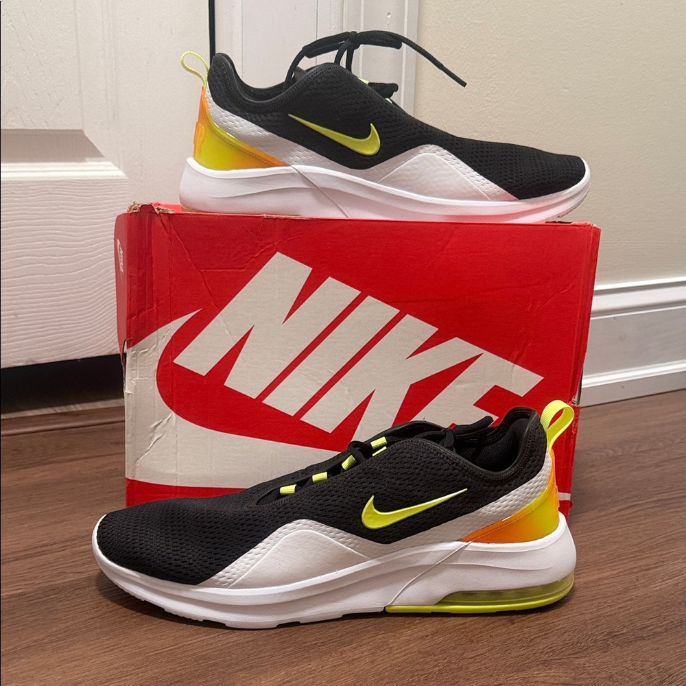 Nike Air Max Motion 2 Black Volt Running Sneakers